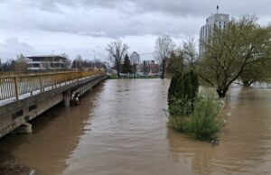 Pogledajte fotografije/video cjelodnevne borbe sa poplavama u Prijedoru