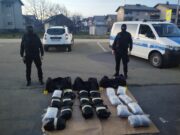 Uhapšena tri lica, u vozilu pronađena veća količina droge