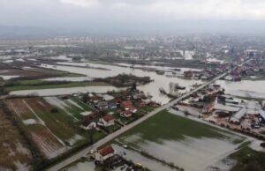 Kataklizma u Prijedoru: Voda je naišla brzo, po kućama gmižu zmije