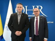 Schmidt: Imate podršku svijeta da riješite pitanje Dodika