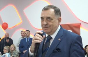 Dodik se u Prijedoru družio sa ženama povodom “Dana žena”