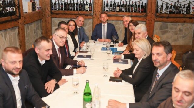 e00cf9d3-0c81-45f5-af09-e7a596b238ae