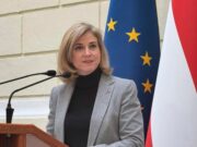 Njemačka i Austrija uvele sankcije Dodiku, Stvandiću i Viškoviću