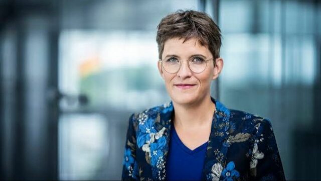 f71ef3a8-5fdc-4e0c-811e-a7d58bfd8cbe