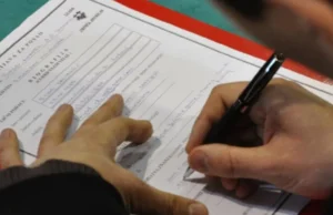 Uhljebljavanje u BiH: Za posao i dalje važnija stranačka knjižica od CV-a