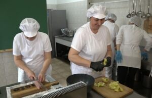 Kroz projekat zaposli se do novih kuhara, njegovatelja…