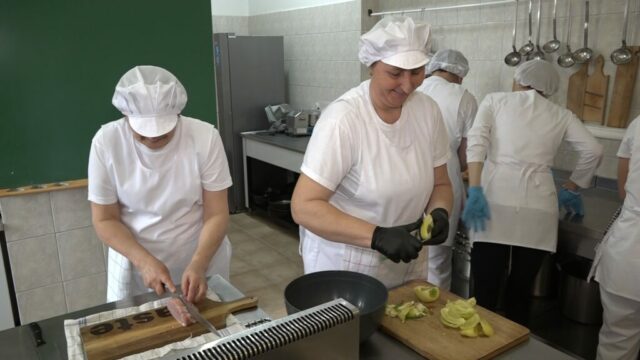 sticanje-sertifikata-sansa-za-posao-1024x576