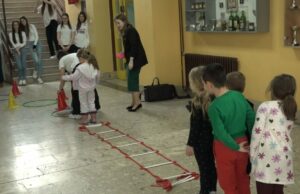 Mališani iz Dječijeg vrtića „Radost“ posjetili Srednjoškolski centar u Prijedoru