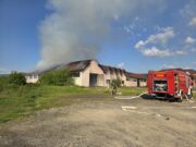 Gorio krov bivše ciglane u Prijedoru