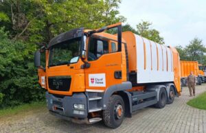 Beč Prijedoru donirao specijalizovani kamion za sakupljanje komunalnog otpada