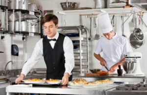 Zapošljavamo konobara i kuhara!