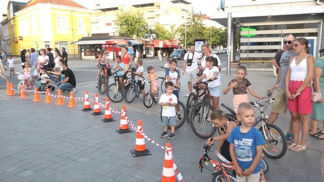 00519.MTS_snapshot_00.01.141