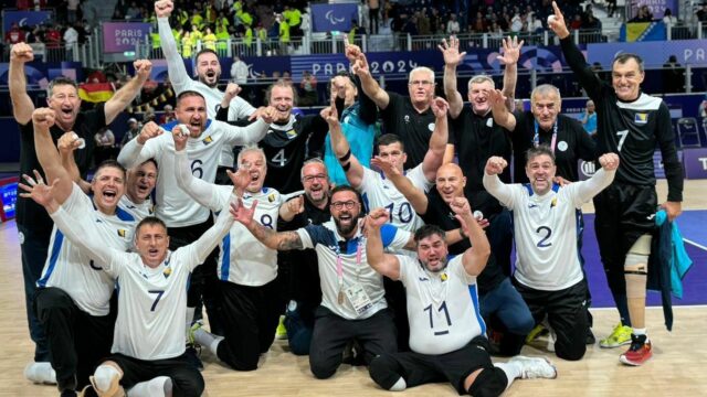 6ae8f6ec-2dc6-49ce-b912-c1de7ad2a9e9