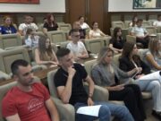 DESET OMLADINSKIH ORGANIZACIJA SA STOTINJAK AKTIVNIH ČLANOVA