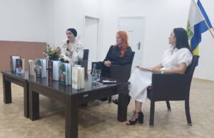 Sanski Most: Održana promocija knjige “Čvrsto drži mi ruku”