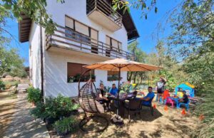 Una Sana klaster: Podrška u izgradnji dječijeg igrališta i organizaciji edukativnih radionica za najmlađe