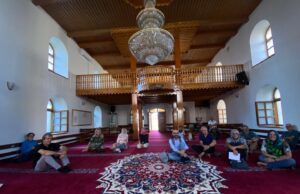 POSJETA ČARŠIJSKOJ DŽAMIJI INSTITUTA ZA EKUMENSKE STUDIJE-TEOLOGIJU I MEĐURELIGIJSKI DIJALOG IZ VENECIJE