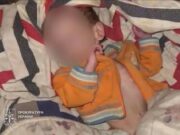 Ostavila sedmomjesečnu bebu samu u stanu pet dana i otputovala: Ljekari plakali od tuge kad su ga vidjeli