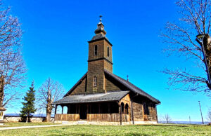 Crkva brvnara u Busnovima – svjedok vjere i tradicije