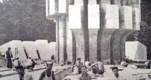 Gradnja spomenika na Kozari