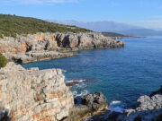 Fotografisanje završilo tragično: Djevojku povukli valovi u Crnoj Gori, tijelo pronađeno u Hrvatskoj