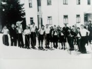 Prve sportske aktivnosti u Prijedoru: 1912. godine održano takmičenje u klizanju Skijaško takmičenje na Kozari 1939. godine