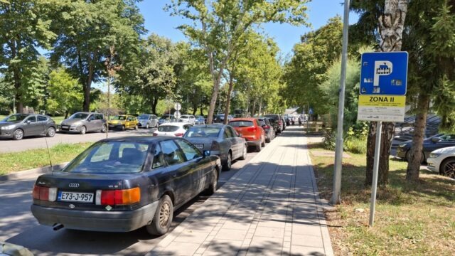 servis parking