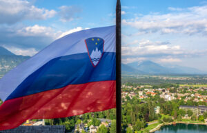 Slovenija uvela sankcije Dodiku