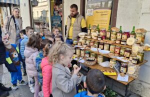 Jesenja promocija domaćih proizvoda u Potkozarskoj kući (FOTO)