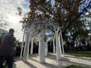 U Beču otkriveno spomen-obilježje “Cvijet Srebrenice”