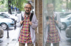 Nagrada “Ćamil Sijarić” Darku Cvijetiću za knjigu “Previše mi to. Osam djevojčica”