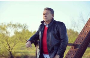 Otkriće u knjizi: Zašto je Halid Muslimović dobio zabranu da pjeva na romskim svadbama