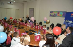 Prijemi u Gradskoj upravi za mališane povodom “Nedjelje djeteta”