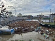 Sana ponovo izbacila smeće na obale – poručuje kako nam ga vraća (FOTO)