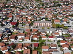 Grad Prijedor subvencioniše javni prevoz: 336.000 KM za 12 privatnih prevoznika