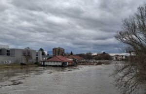 Umjereno do pretežno oblačno vrijeme