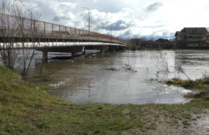 Sanski Most: Vodostaj Sane premašio kritičnu tačku