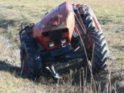 Voz udario u trakor, stradalo jedno lice u Novom