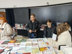 Posjeta polaznika Kluba čitatelja Bosanskog kulturnog centra Prijedor Zimskom sajmu knjige u Sarajevu