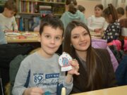 U Gradskoj čitaonici Prijedor održana dječija radionica “Dok pahulje padaju, zamisli želju”