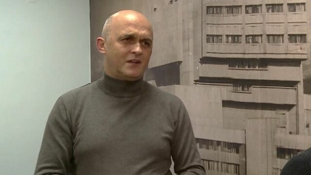 b8962ba5-d4c5-4714-b137-fdadfb57e6d9