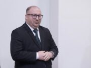 Spahić: Bošnjaci svedeni na ulogu bankomata, a drugi odlučuju o potrošnji