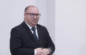 Spahić: Bošnjaci svedeni na ulogu bankomata, a drugi odlučuju o potrošnji