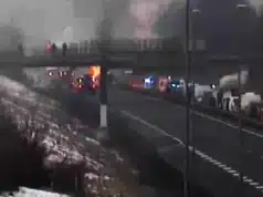 Zatvorena autocesta u Sloveniji: “Vozila gore”