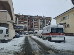 Snijeg u Prijedoru i okolini: Bez većih problema u saobraćaju, problemi sa strujom