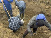 Završena ekshumacija na mezarju u Kozarcu, pronađeni posmrtni ostaci jedne osobe