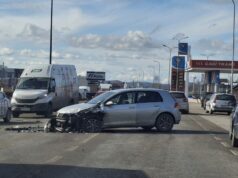 U sudaru tri vozila na Svalama, jedna osoba zadobila lakše povrede