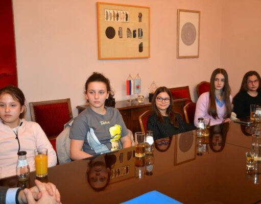 Prijem za mlade džudiskinje u gradskoj upravi