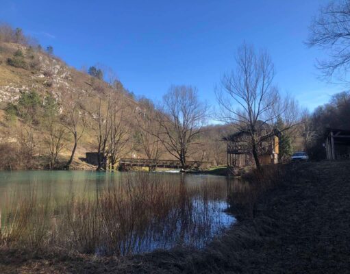 Počinje sezona lova na pastrmku na rijeci Dabar: Režim „uhvati i pusti“ za očuvanje ribljeg fonda