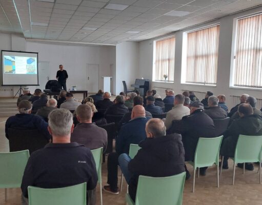 Pripremaju se za sezonu: Stručno predavanje okupilo sanske pčelare